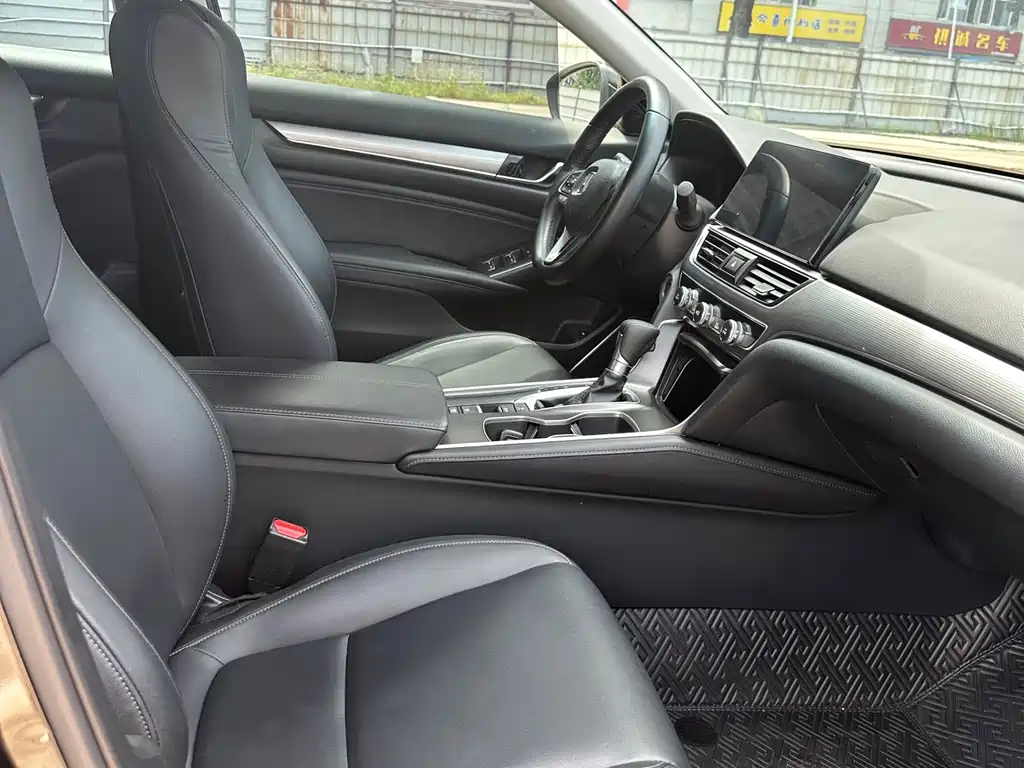 Honda Accord — миниатюра 4