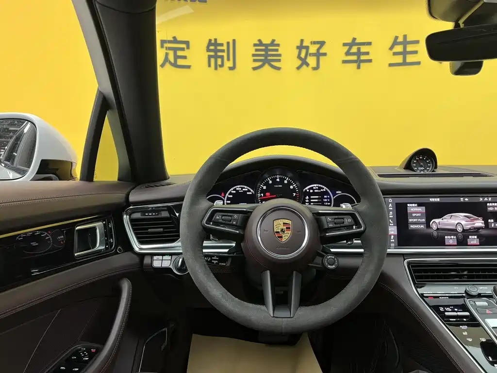 Porsche Panamera — миниатюра 15