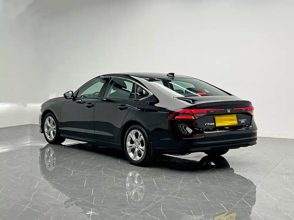 Honda Accord — миниатюра 4