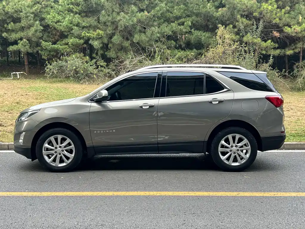 Chevrolet Equinox — миниатюра 3