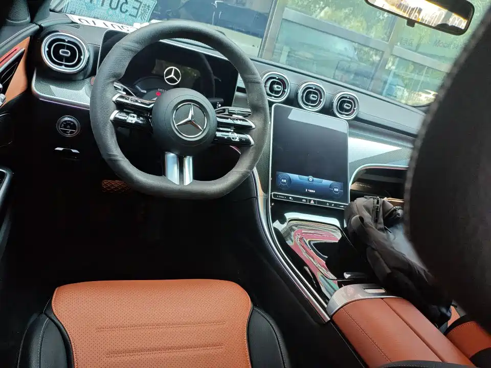 Mercedes-Benz C-Class — миниатюра 6