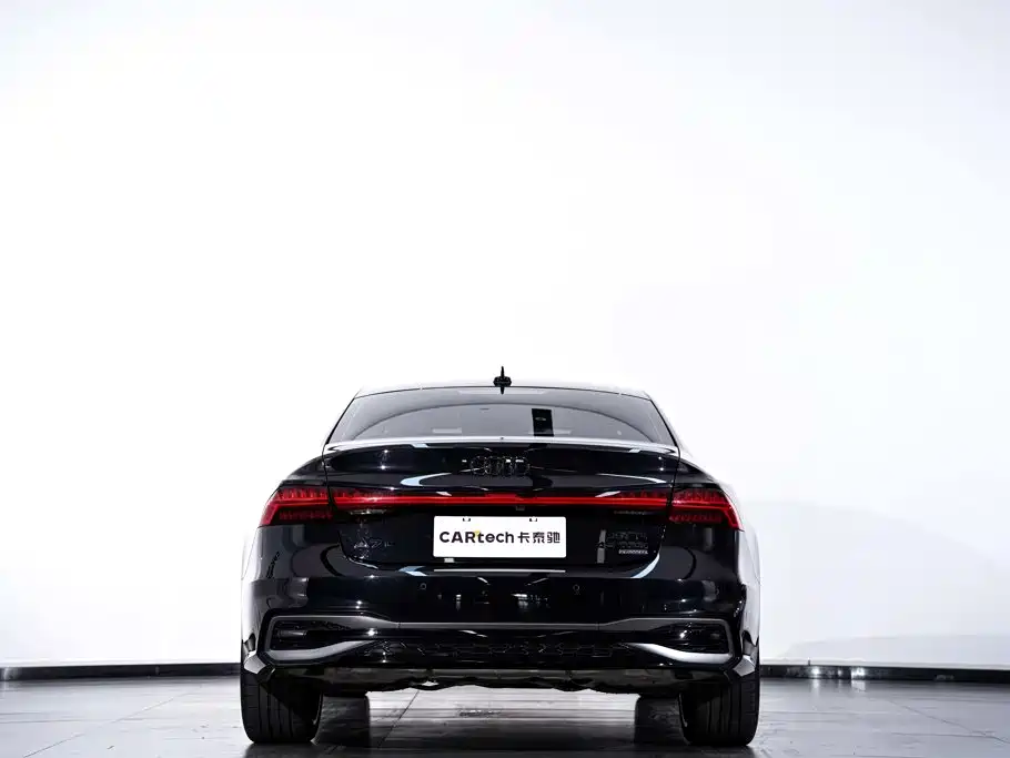 Audi A7L — миниатюра 7