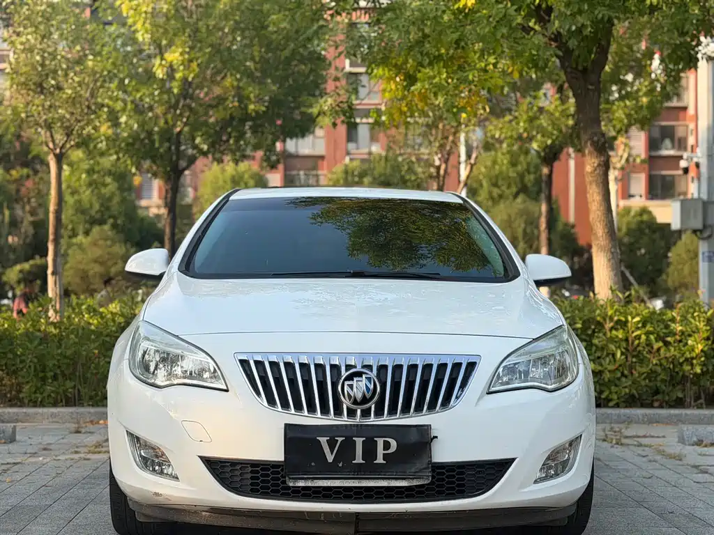 Buick Excelle — миниатюра 2