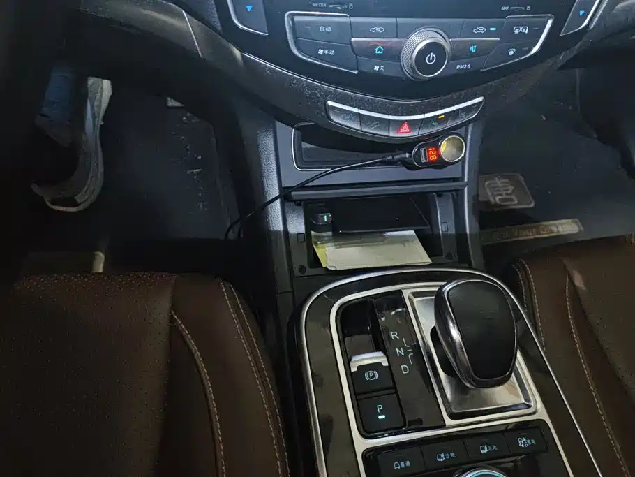 BYD Tang New Energy — миниатюра 16