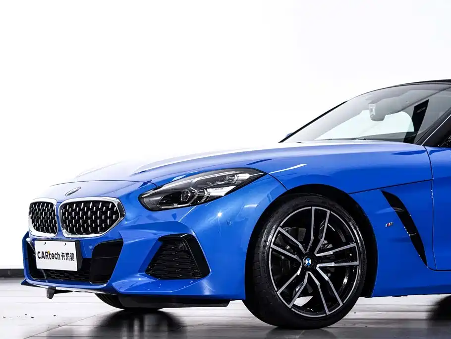 BMW Z4 — миниатюра 6