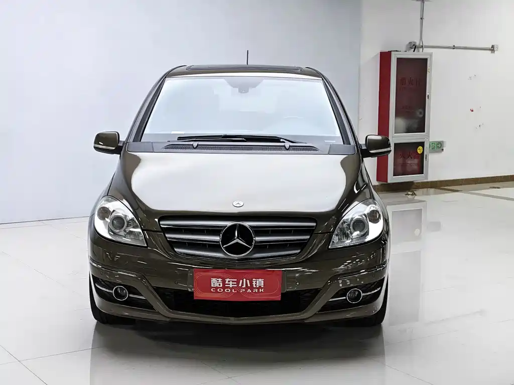 Mercedes-Benz B-Class — миниатюра 2