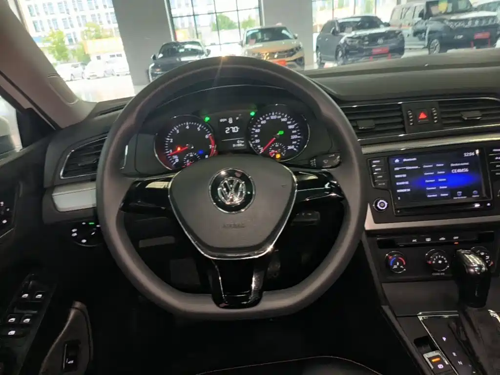 Volkswagen Lamando — миниатюра 11