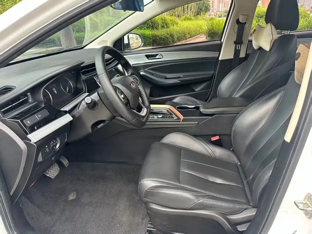 Chery Arrizo 5 PLUS — миниатюра 4
