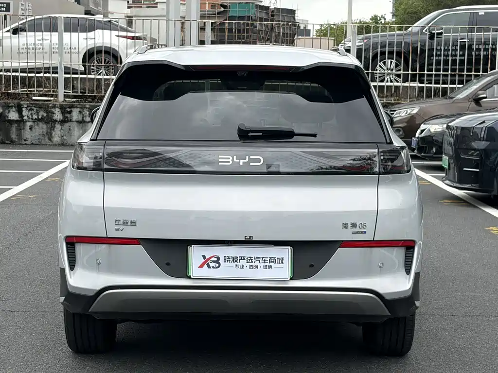 BYD Sealion 05 EV — миниатюра 8