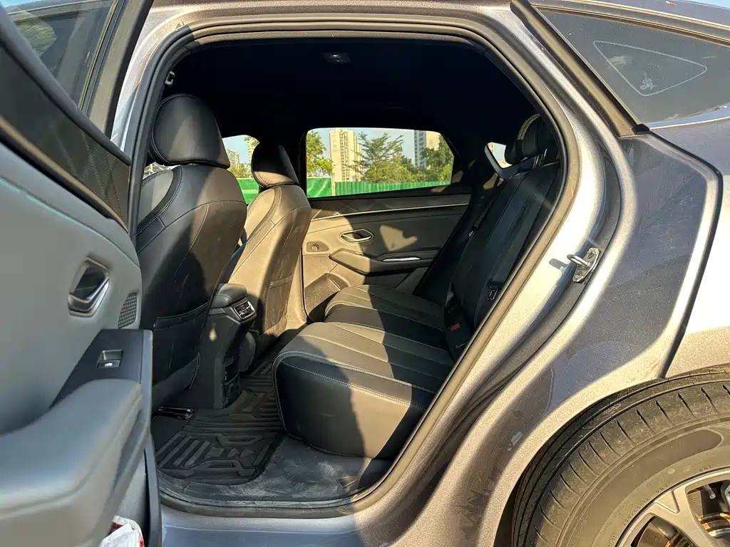 BYD Qin L — миниатюра 4