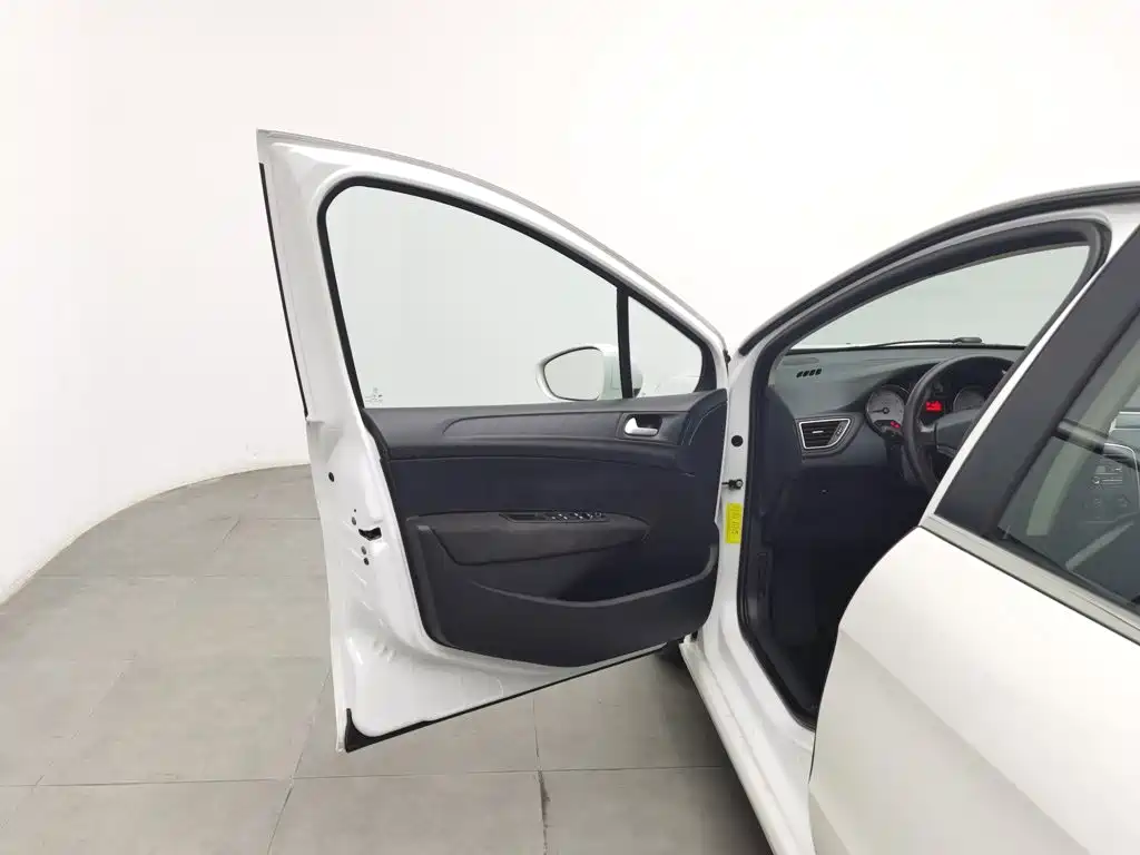 Peugeot 308 — миниатюра 8