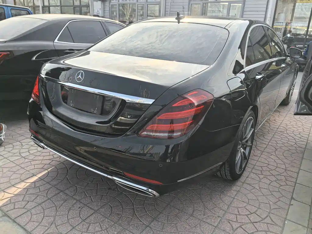 MERCEDES-BENZ S CLASS