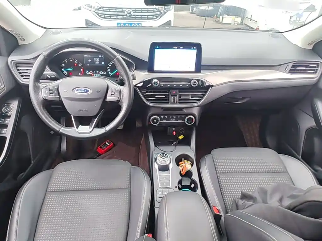 Ford Focus — миниатюра 10