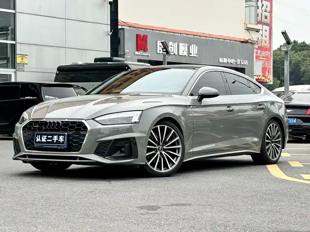 AUDI A5