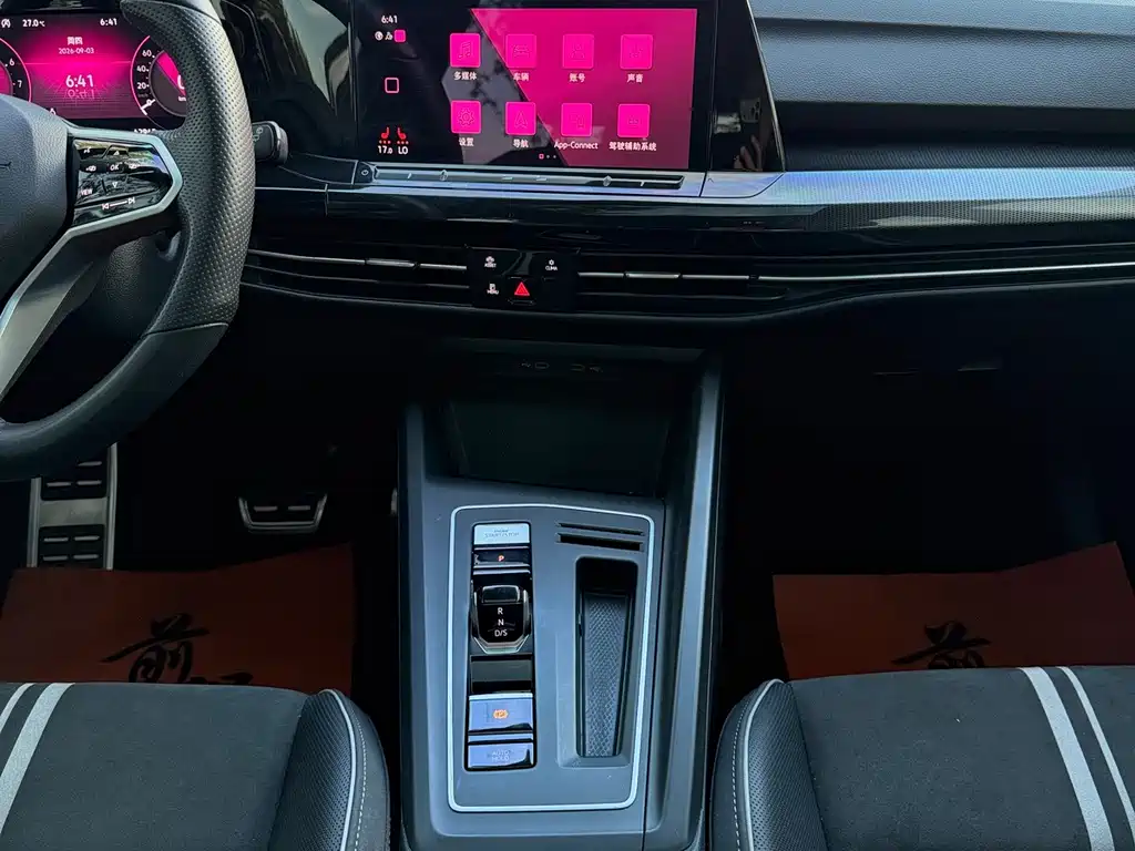 Volkswagen Golf — миниатюра 10