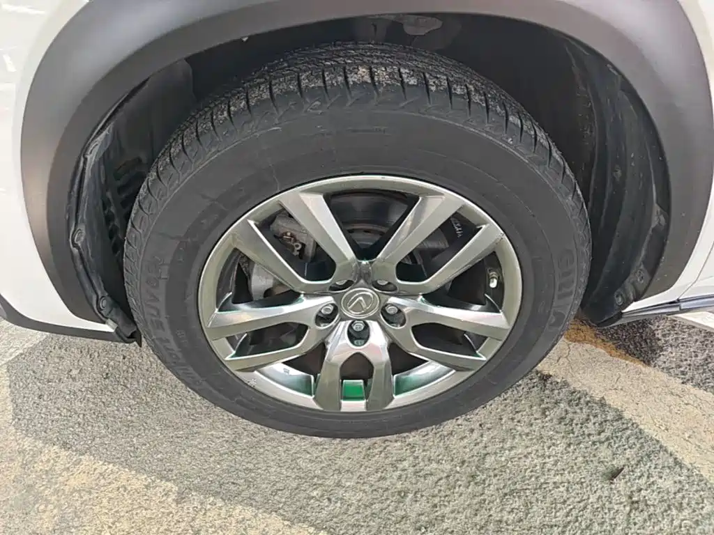 Lexus NX — миниатюра 23