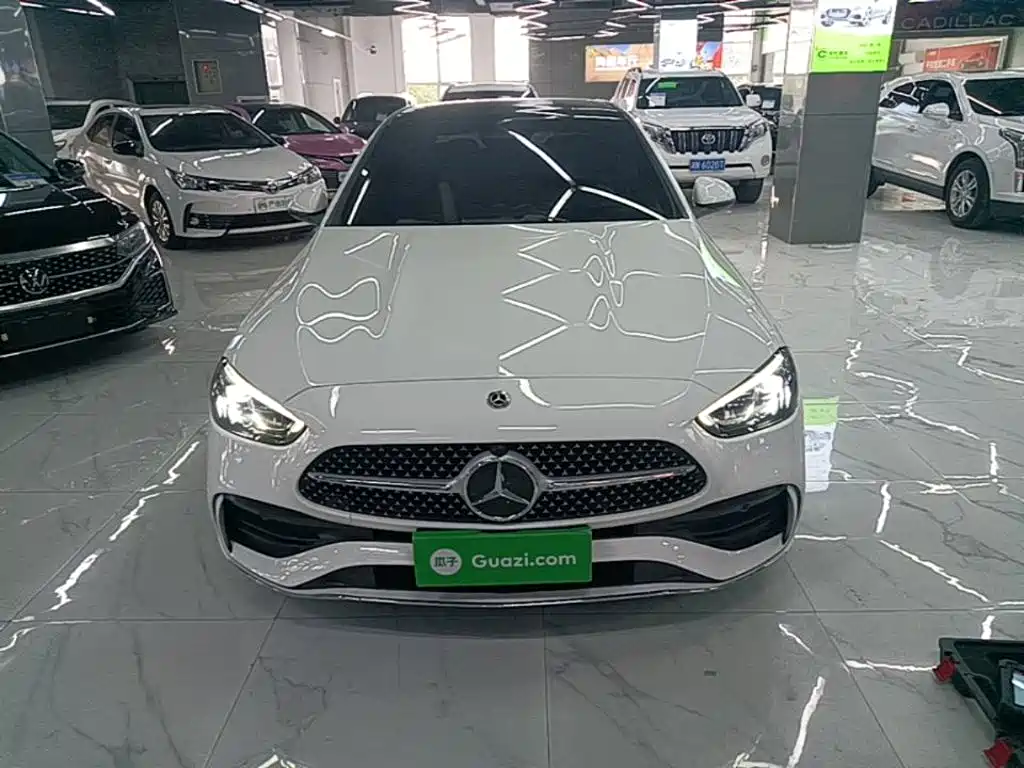 Mercedes-Benz C-Class — миниатюра 3