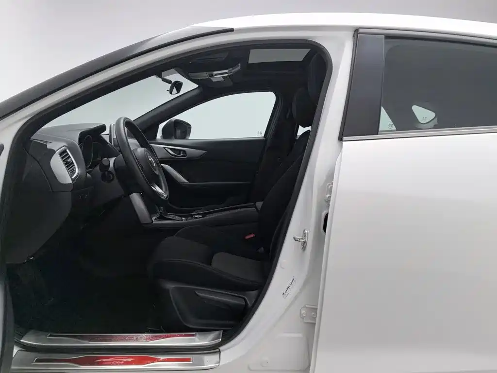 Mazda CX-4 — миниатюра 10