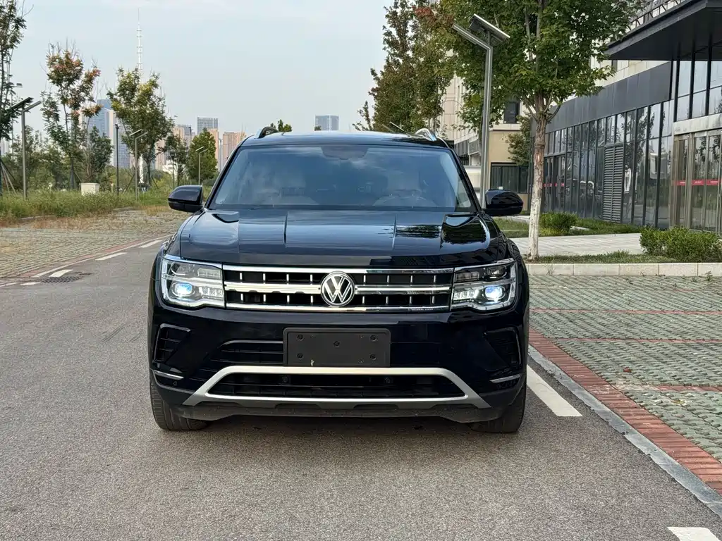 Volkswagen Teramont — миниатюра 2