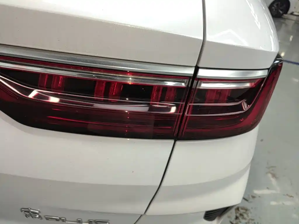 BYD PLUS New Energy — миниатюра 8