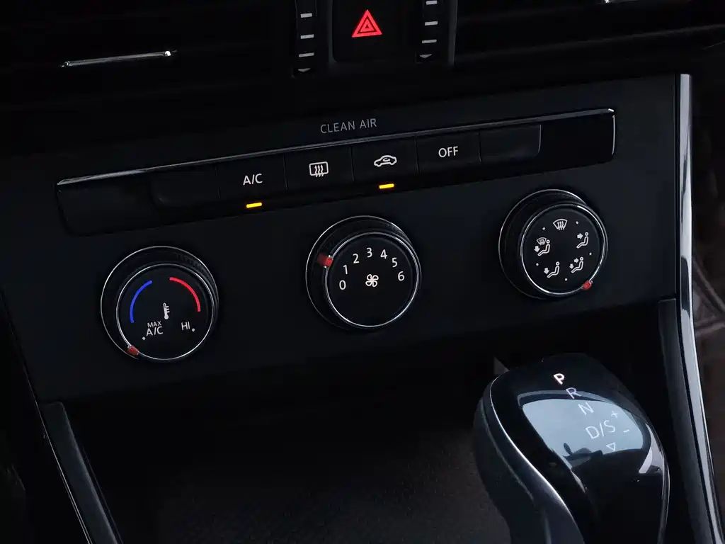 Volkswagen Passat — миниатюра 10