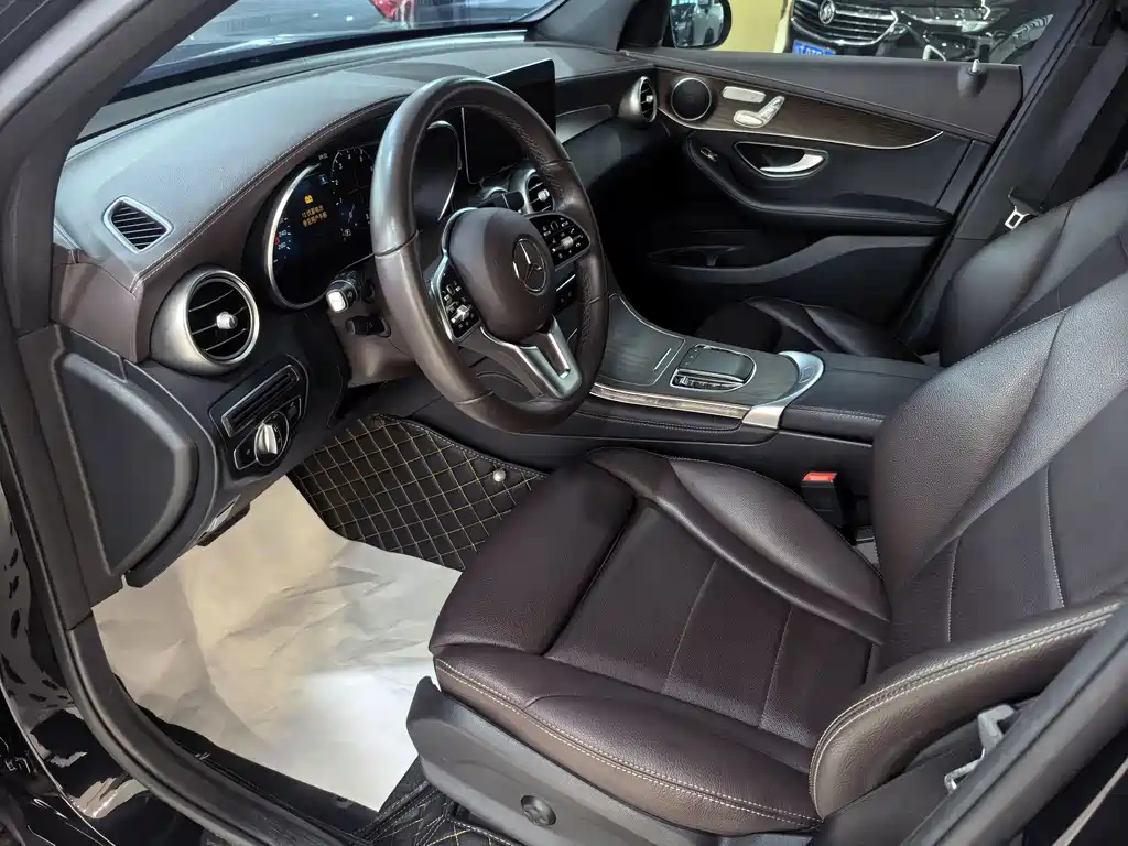 Mercedes-Benz GLC — миниатюра 7