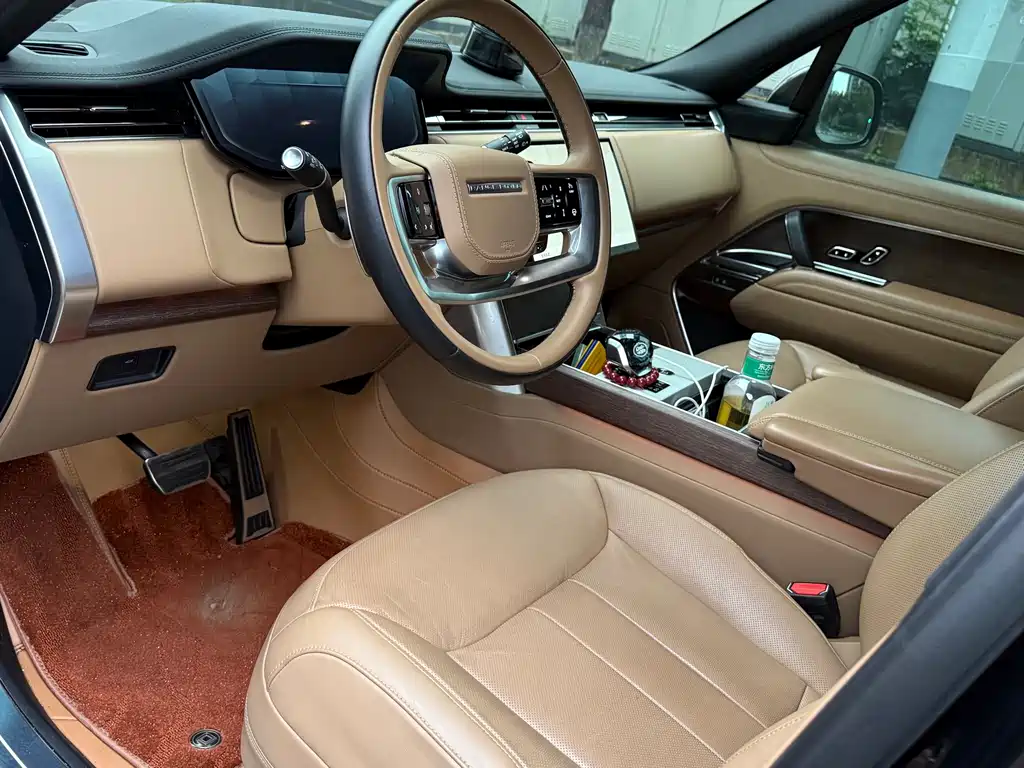 Land Rover Range Rover — миниатюра 4