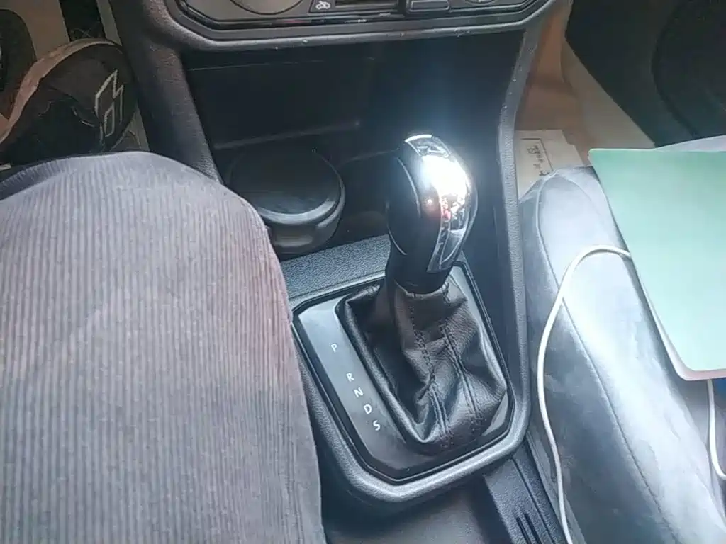 Volkswagen Jetta — миниатюра 14