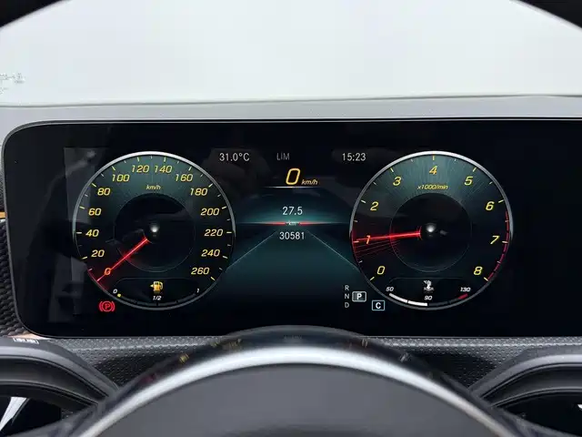 Mercedes-Benz A-Class — миниатюра 10