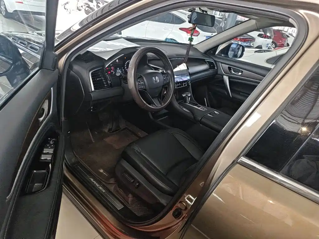 Honda Avancier — миниатюра 16