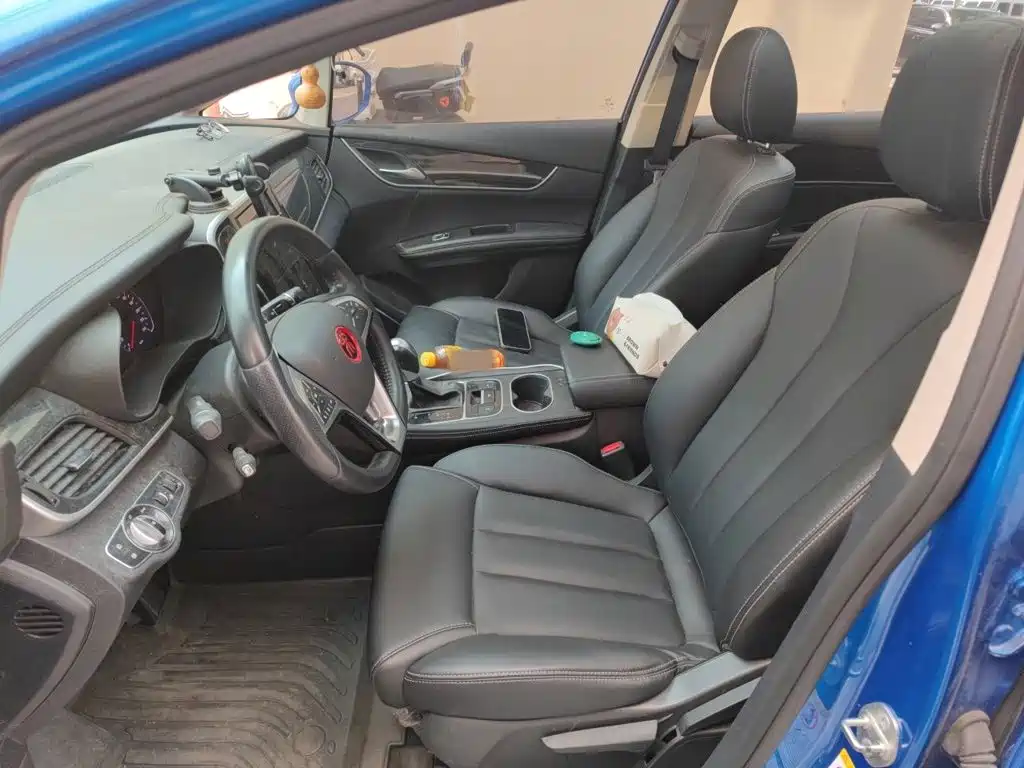 BYD MAX — миниатюра 16