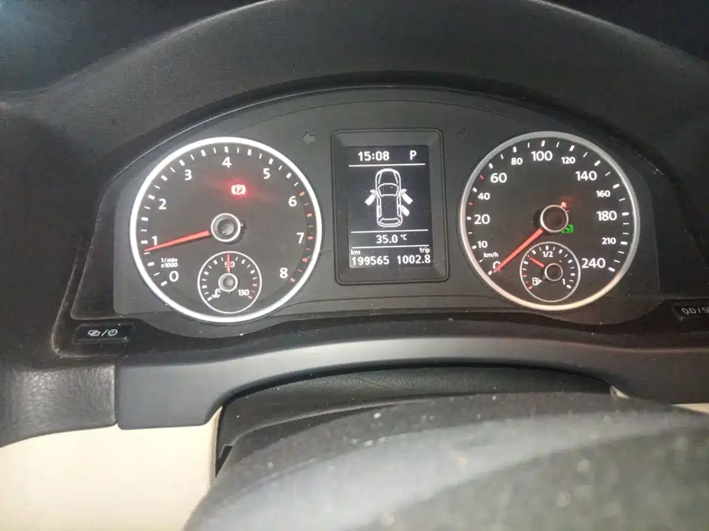 Volkswagen Tiguan — миниатюра 8
