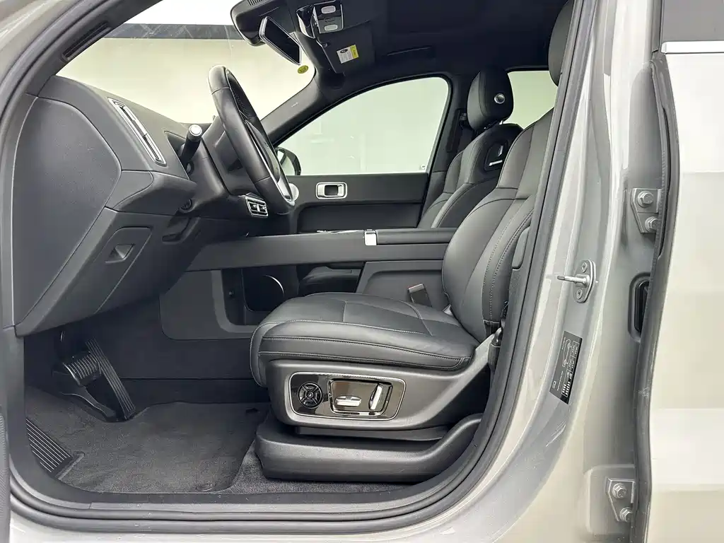 Li Auto Li L9 — миниатюра 6