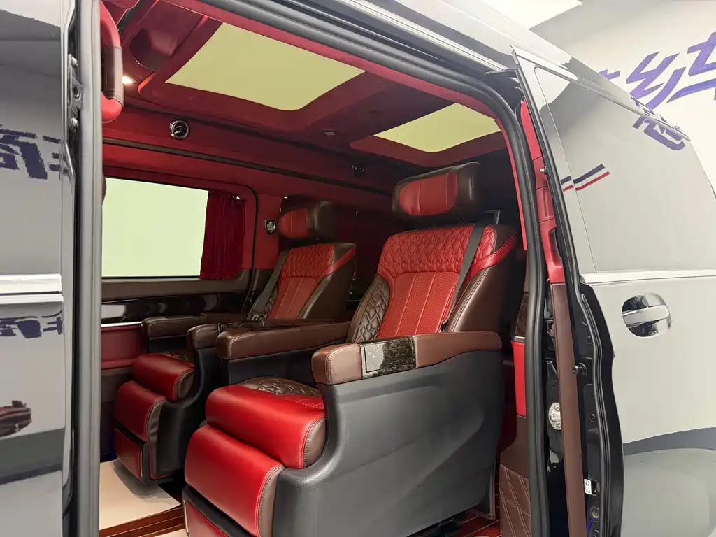 Mercedes-Benz V-Class — миниатюра 9