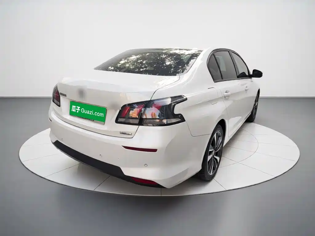 Peugeot 408 — миниатюра 4