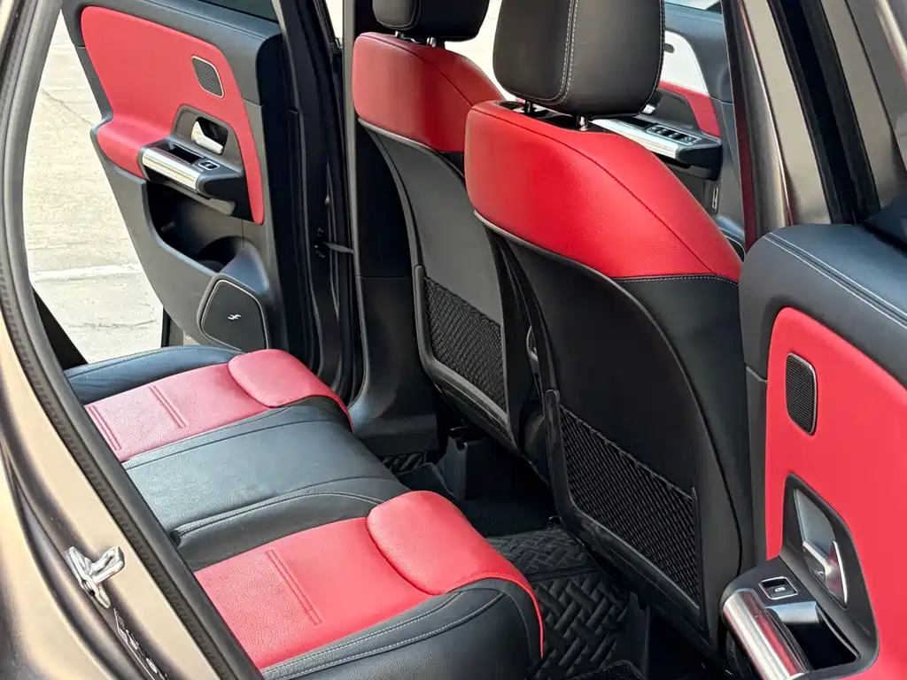 Mercedes-Benz GLA AMG — миниатюра 6