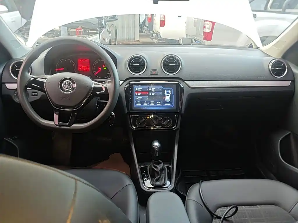 Volkswagen Jetta — миниатюра 10