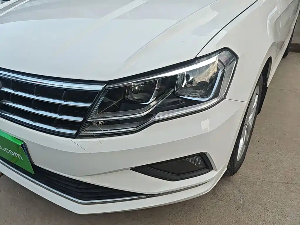 Volkswagen Jetta — миниатюра 24