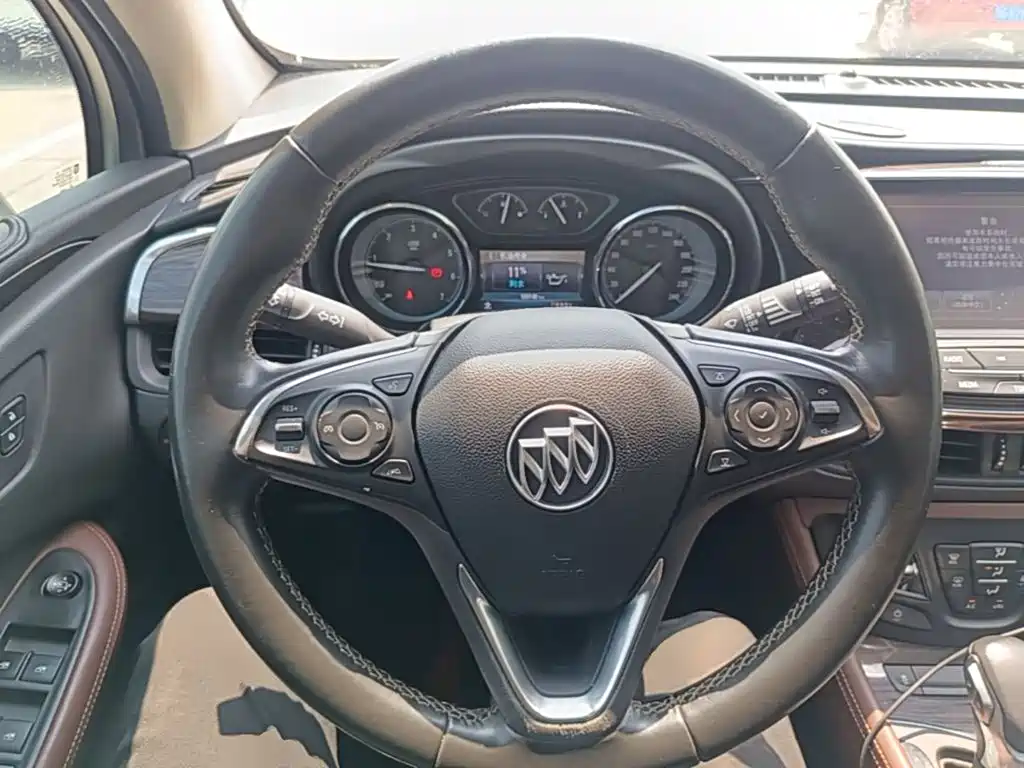Buick Envision Plus — миниатюра 11