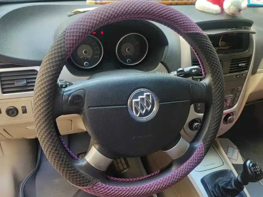 Buick Excelle — миниатюра 15