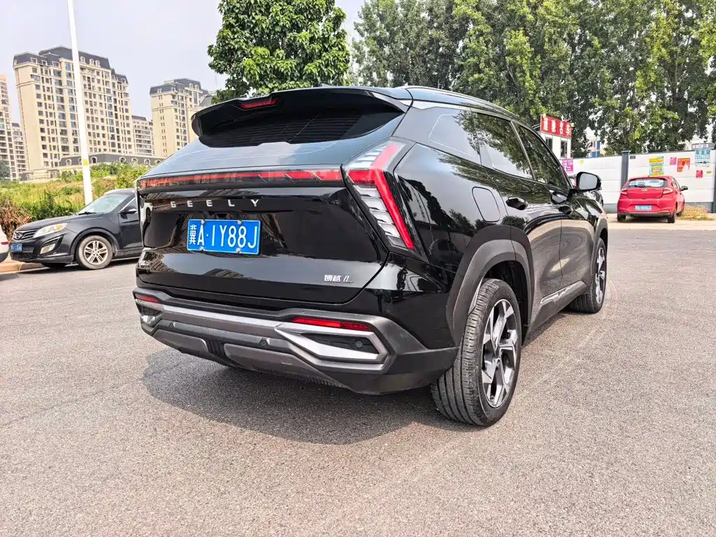 Geely Boyue L — миниатюра 11