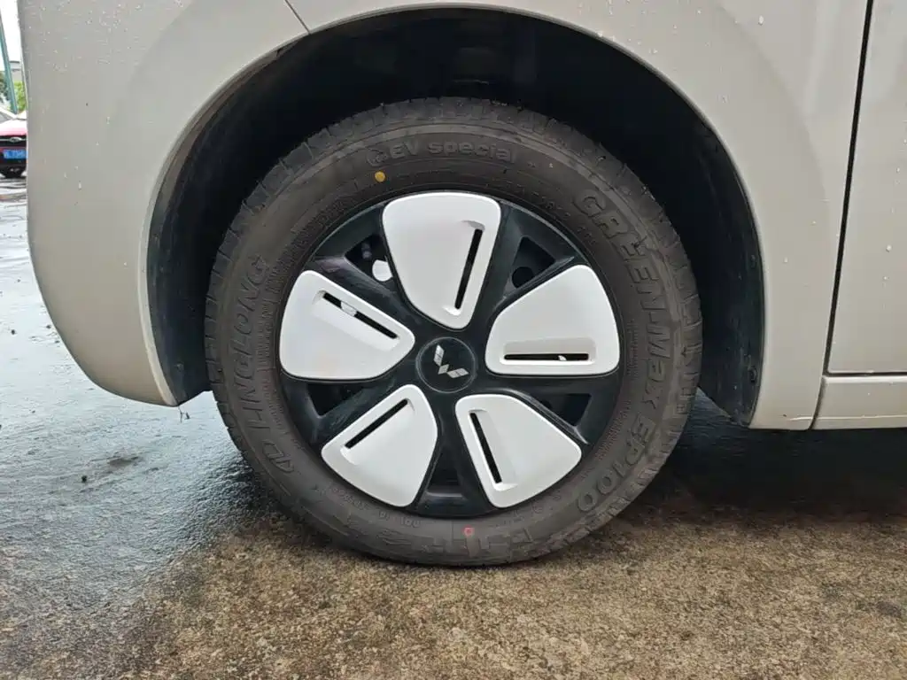 Wuling MINIEV — миниатюра 23