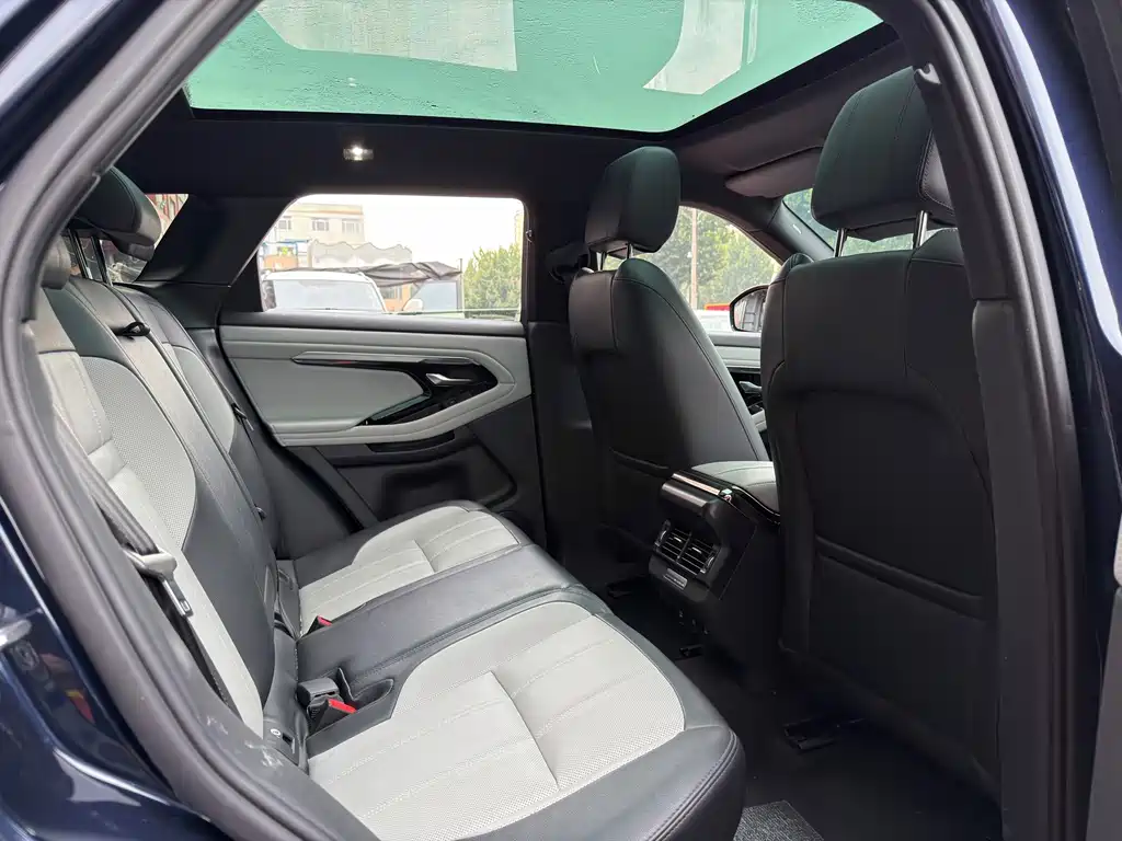 Land Rover Evoque — миниатюра 13