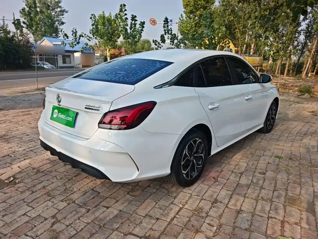 MG MG5 — миниатюра 7