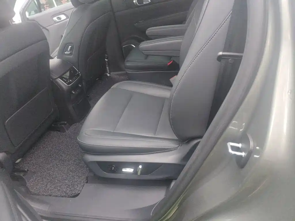 Li Auto Li ONE — миниатюра 17