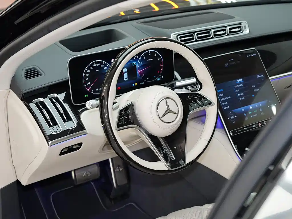 Mercedes-Benz S-Class — миниатюра 32