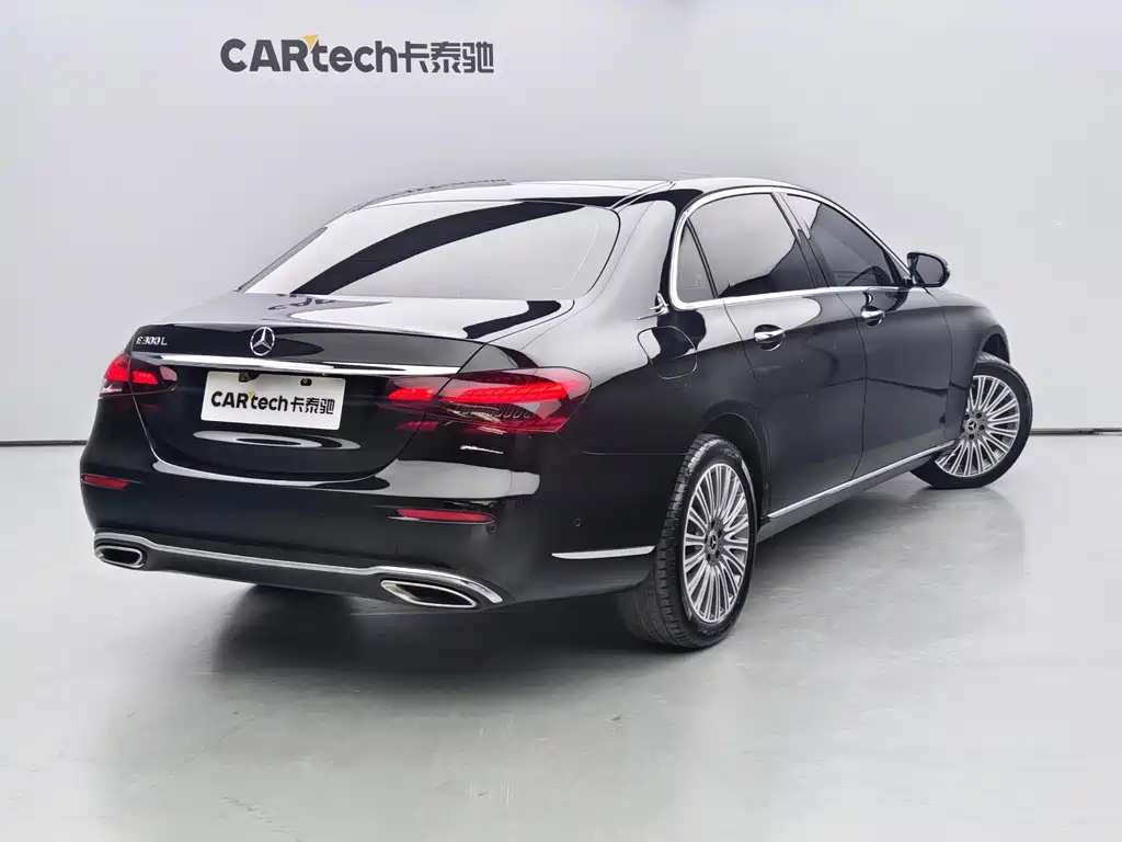 Mercedes-Benz E-Class — миниатюра 4