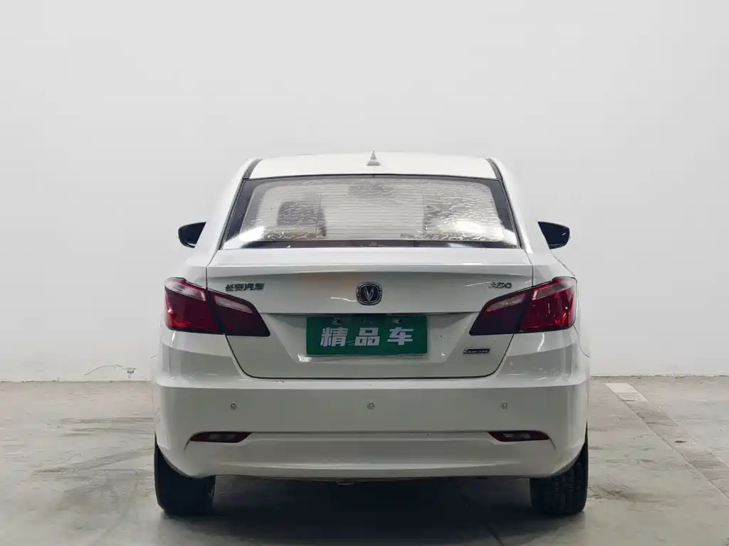 Changan Eado — миниатюра 5
