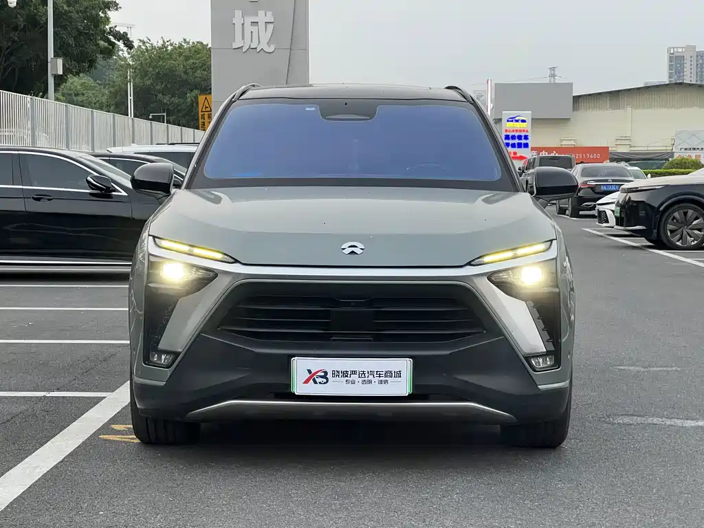 NIO ES8 — миниатюра 3