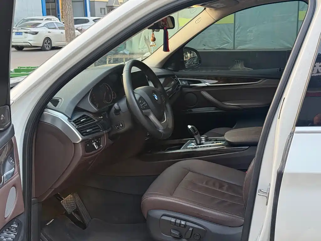 BMW X5 (Import) — миниатюра 3